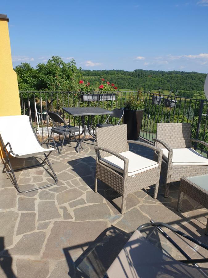 Casa Del Sole Appartamento N° 2 White And Gold Room Гавардо Екстериор снимка